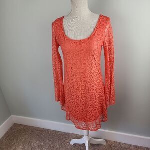 Umgee Lace Overlay Bell Sleeve Scoop Neck  Lined Midi Dress Size Small